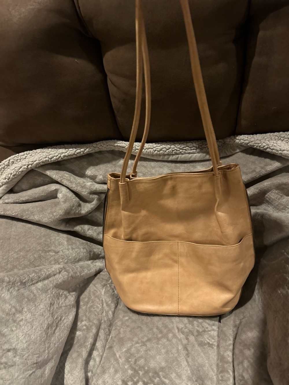 Classic Tan Leather Shoulder Tote - Women